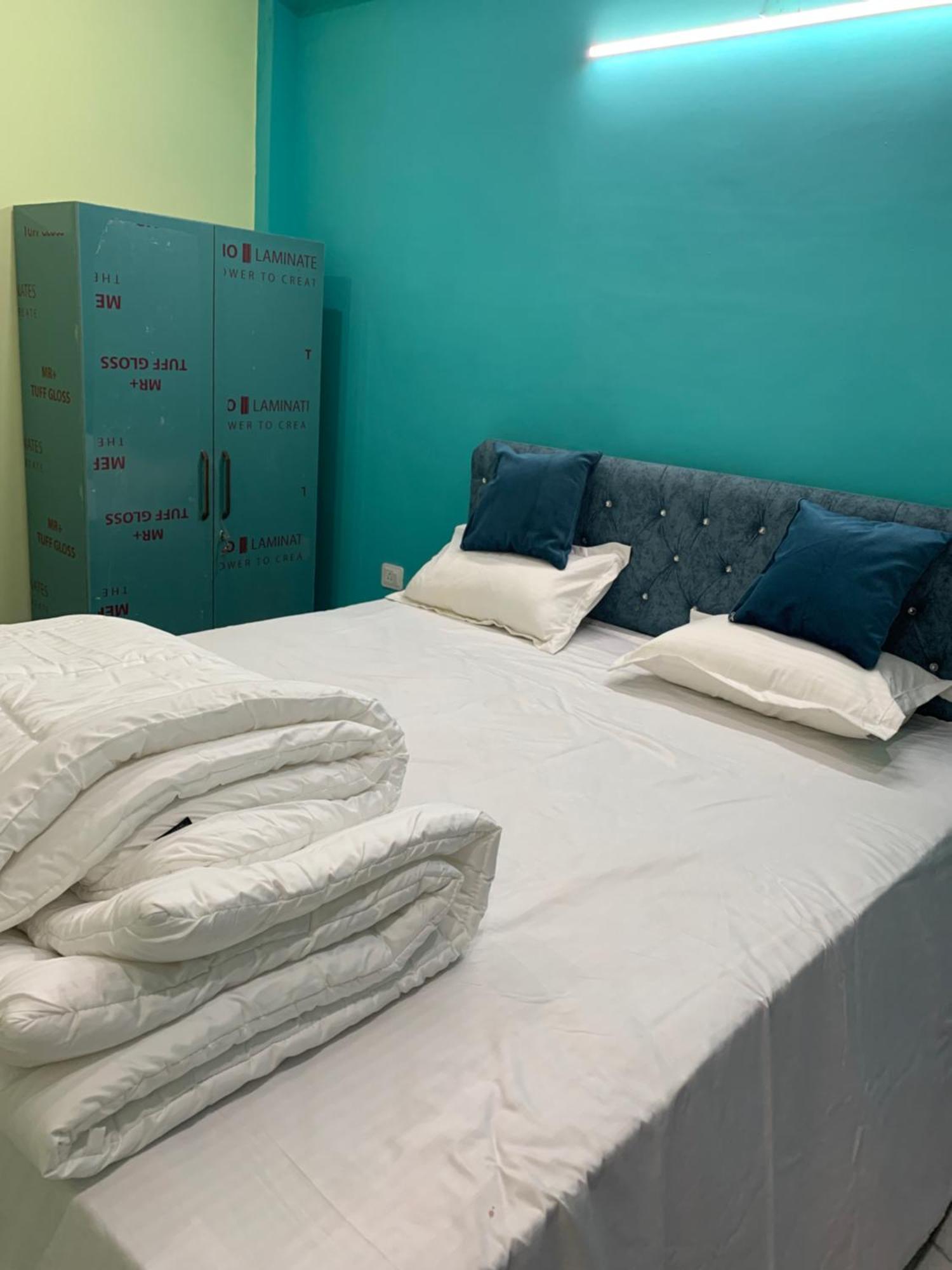 Abode Guest House Greater Noida Eksteriør billede